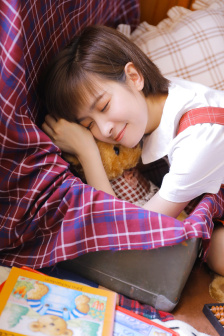 诱人的乳峰奶水2